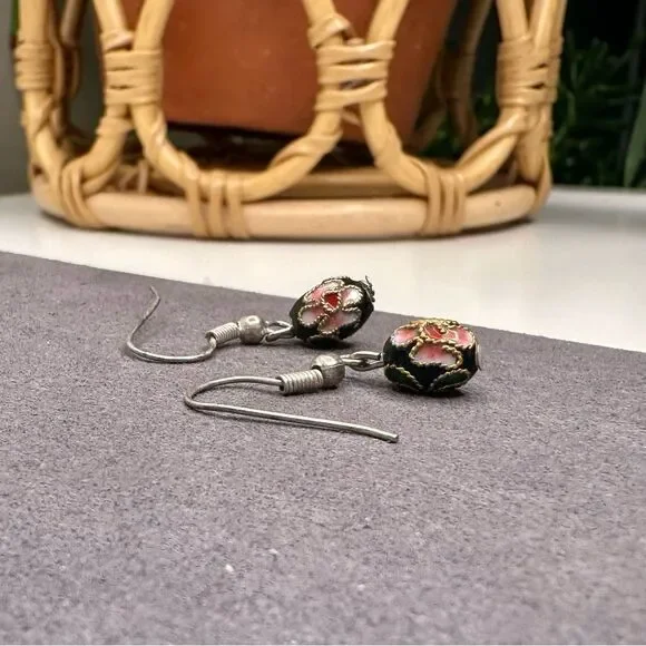 Vintage Cloisonné Enamel Bead Earrings Black Floral Drop Dangles Hand-Painted - Picture 5 of 11